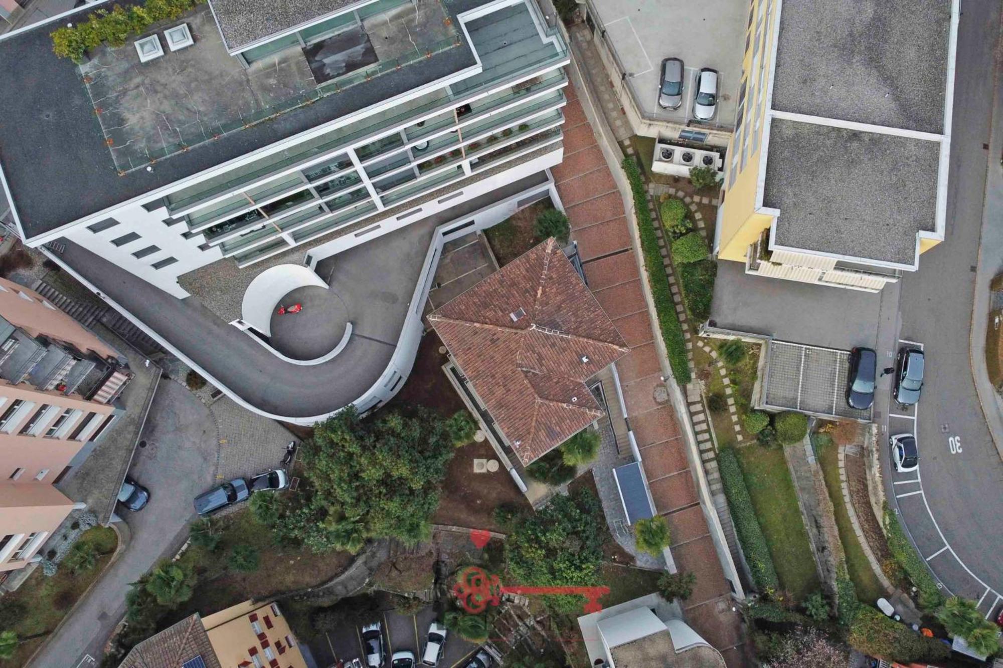 Sofia 4 - 5min Station -by Easylife Swiss Lugano