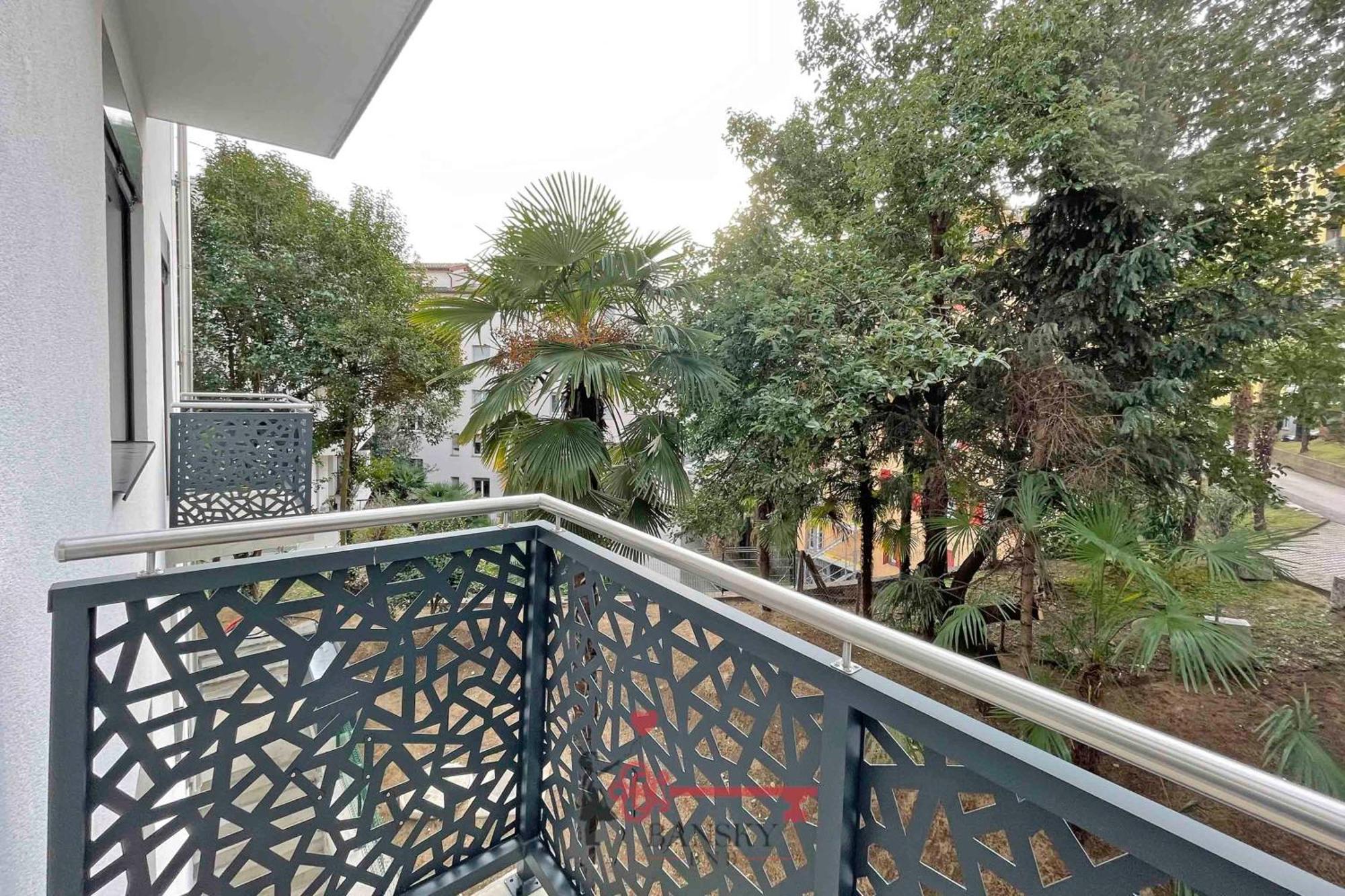 Sofia 4 - 5min Station -by Easylife Swiss Lugano
