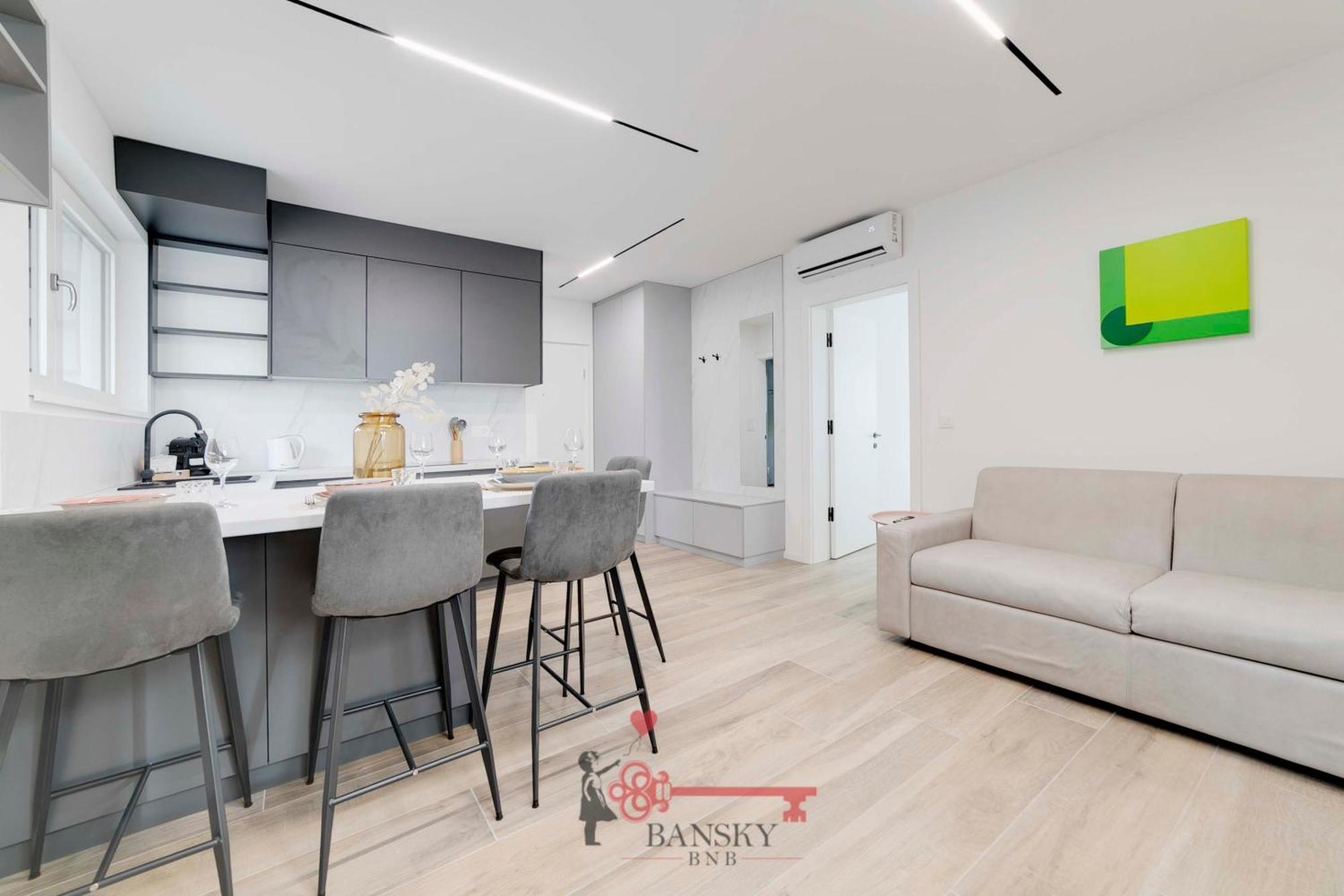 Apartment Sofia 4 - 5min Station -by Easylife Swiss Lugano