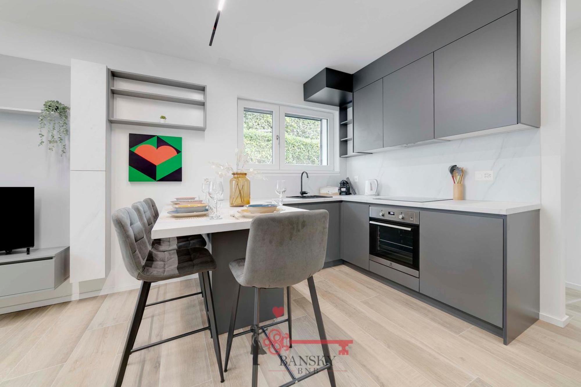 Apartment Sofia 4 - 5min Station -by Easylife Swiss